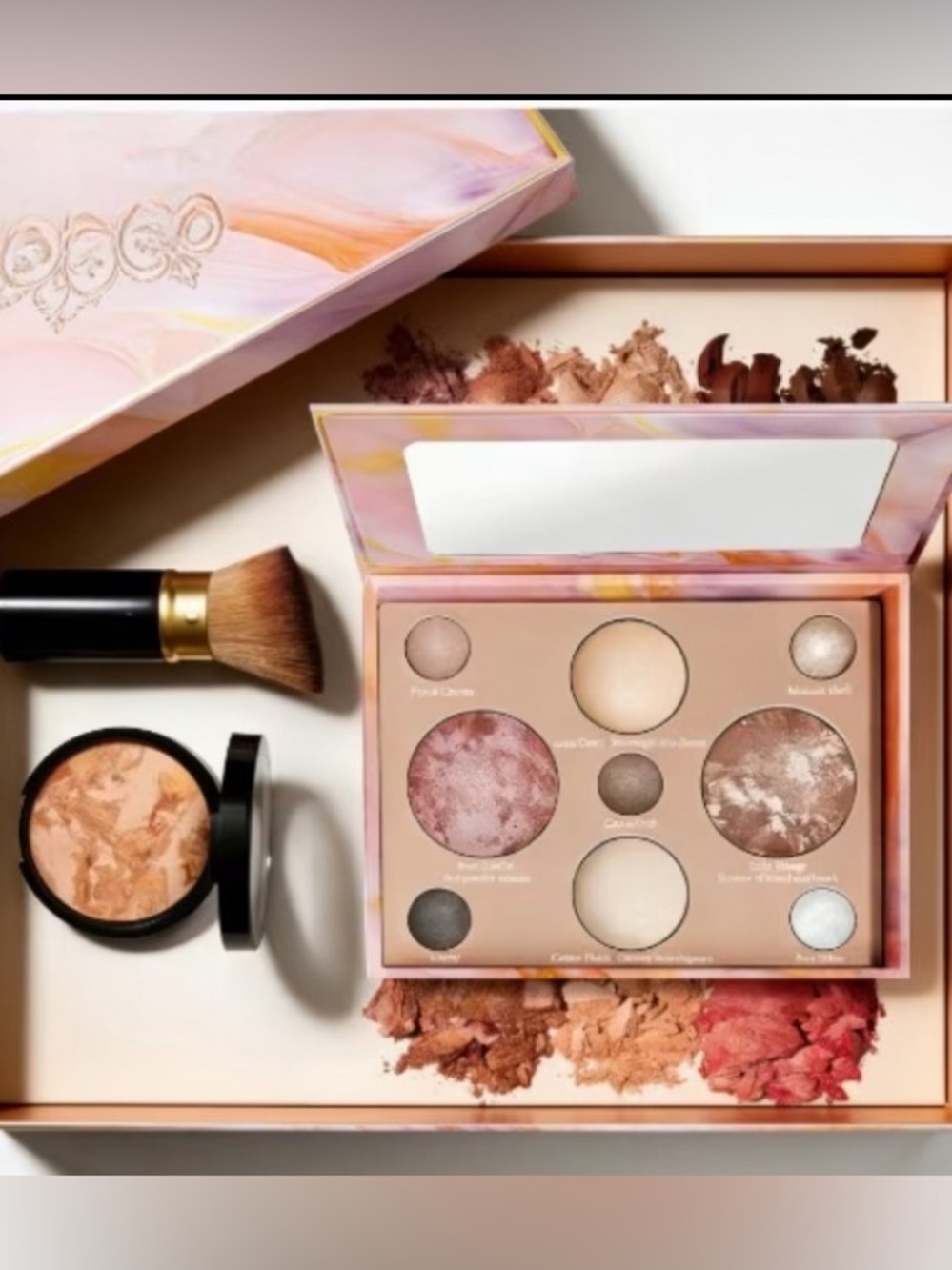 Baked  full face basics palette.